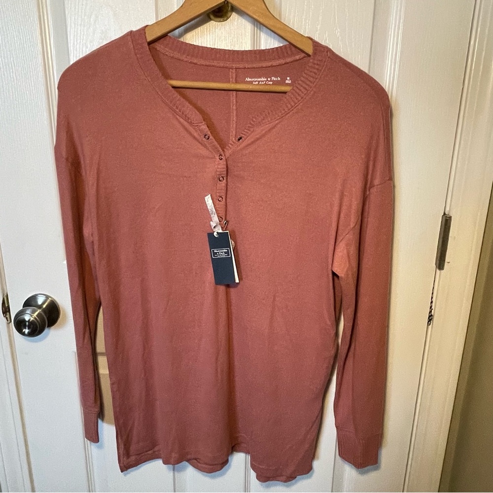 Abercrombie & Fitch Sweater Women's Cozy Soft Rose Knit 1/4 Snap Up Size M